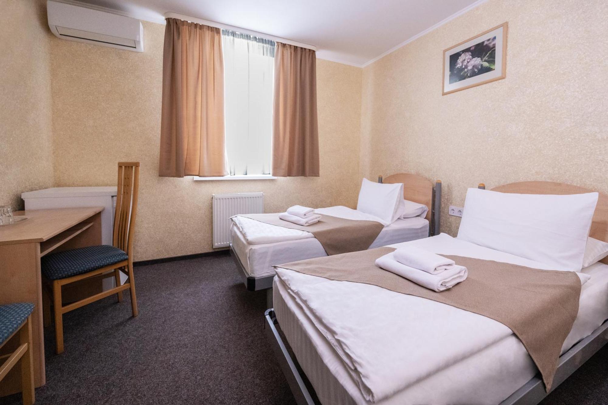 Hotel Express Корпус 2 Kiev Esterno foto