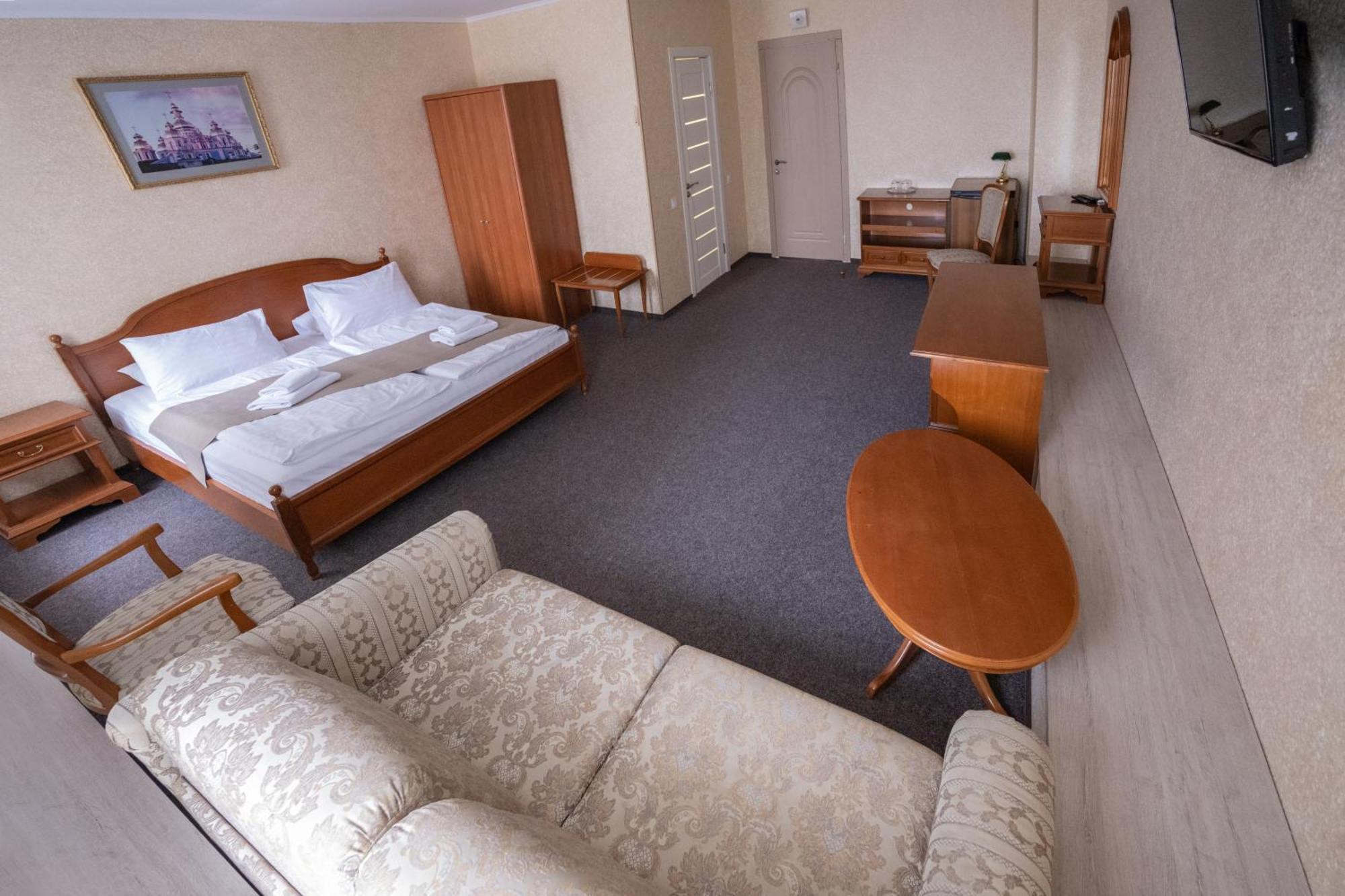 Hotel Express Корпус 2 Kiev Esterno foto