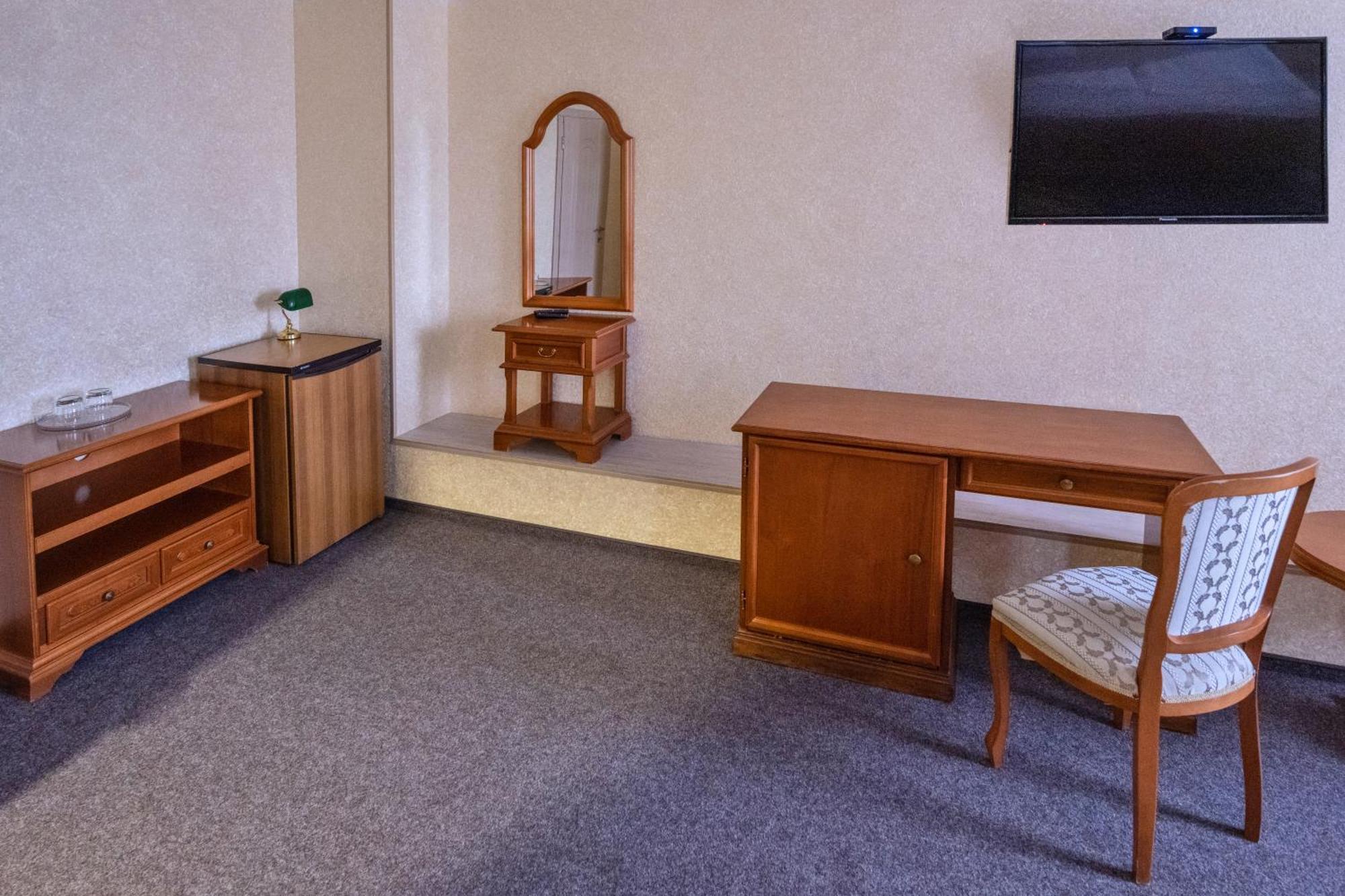 Hotel Express Корпус 2 Kiev Esterno foto