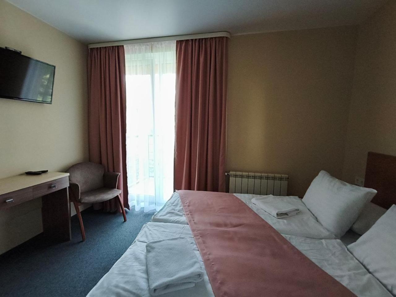 Hotel Express Корпус 2 Kiev Esterno foto